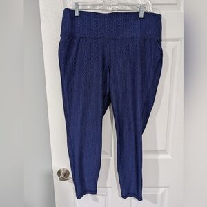 LIVI Lane Bryant Blue and Black Design Active Wear Leggings in Size 18/20 (2X)